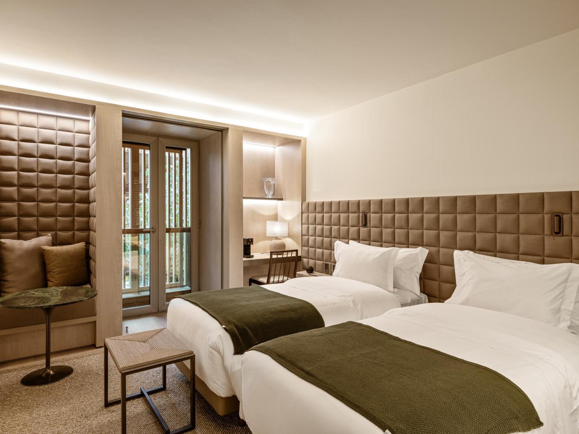 Quarto Deluxe com 2 Camas de Solteiro
